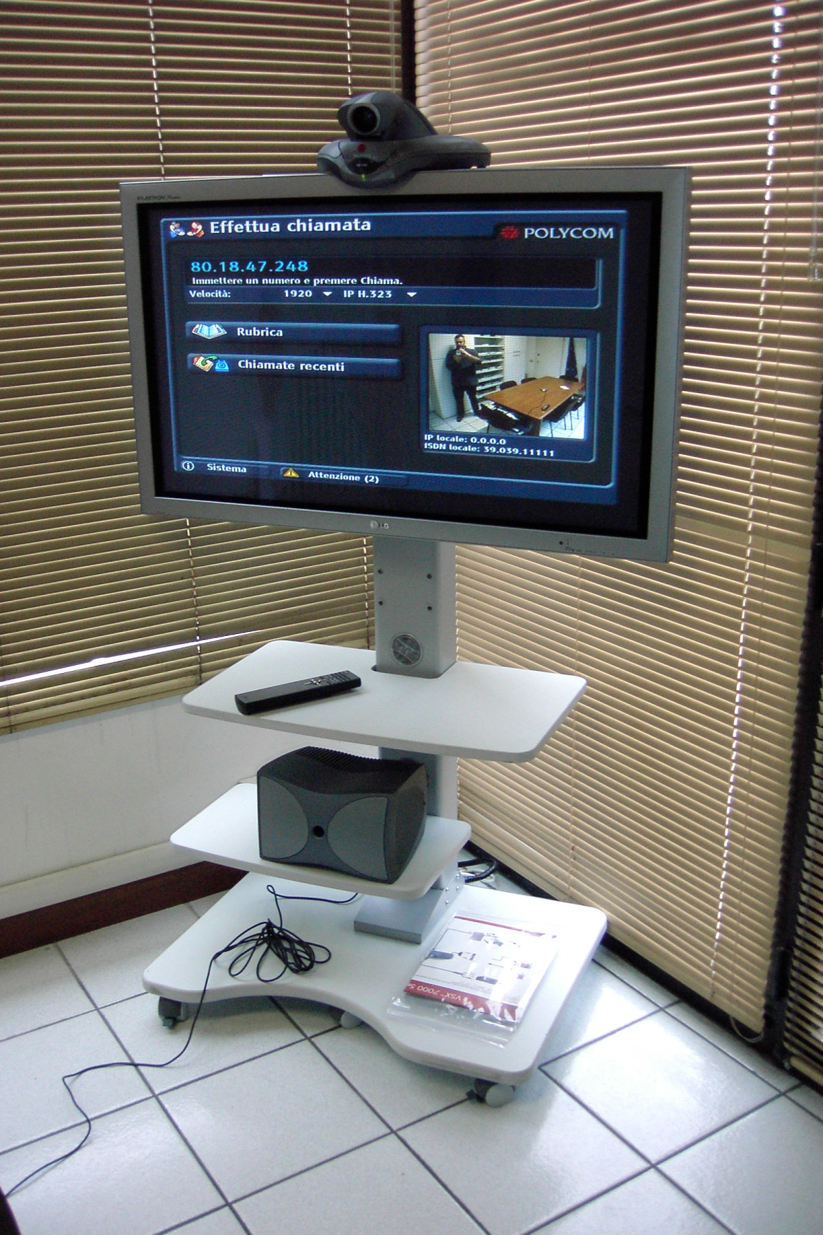 Supporto Per Luce Di Riempimento Videoconferenza ASHATA Con Attacco Cold Shoe Per PC E Smartphone